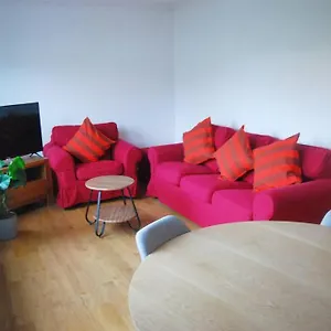 Two Bed Flat Close To Arthur's Seat And Apartment