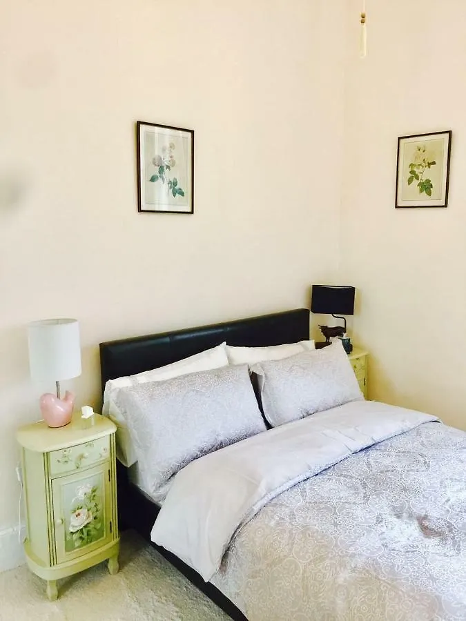 Royal Mile St Giles St Apartment Edinburgh